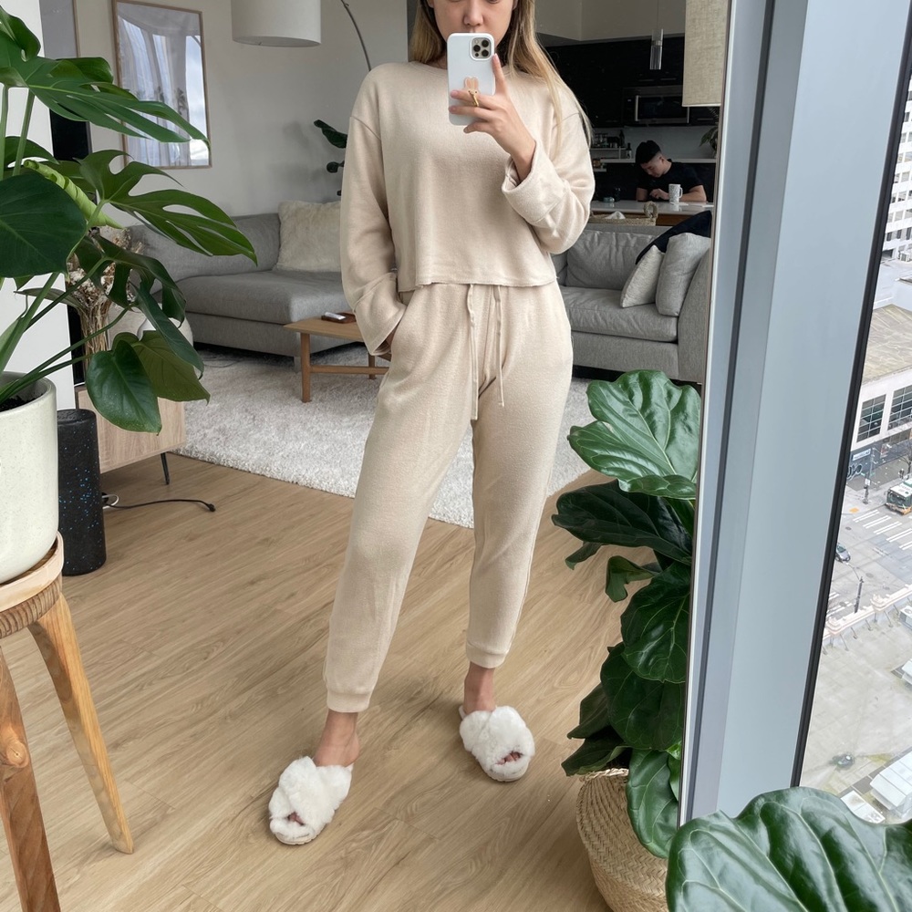 Zara Nude Loungewear 2-piece set Small